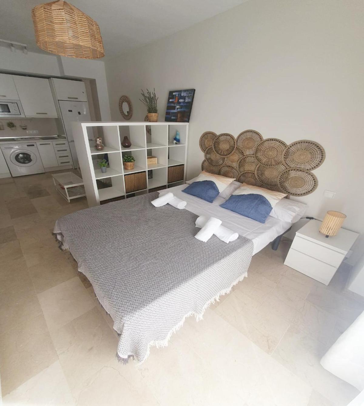 Sol Y Arte Suites Malaga Centro Bagian luar foto